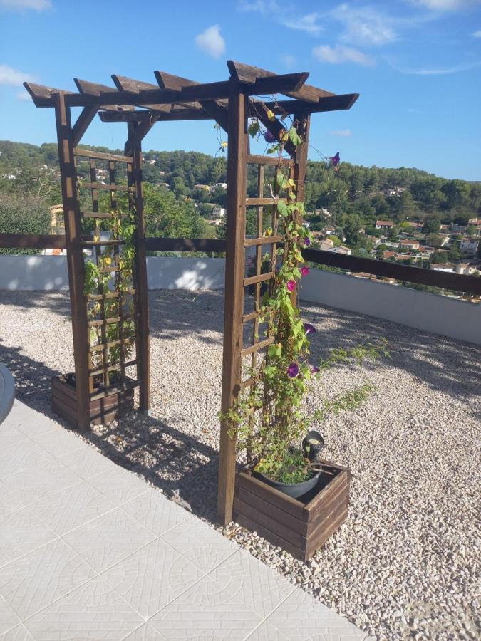 Vue Magnifique, Jardin Et Petit Cocon En Provence Apartment Peypin Ngoại thất bức ảnh